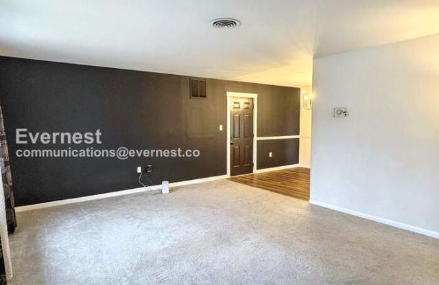 9 Country Club Drive