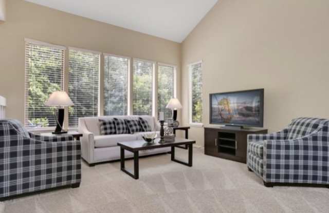 1 143rd Avenue Southeast