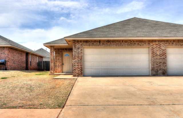 Duplex in Yukon Available Now! - 1511 Tahoe Lane, Oklahoma City, OK 73099