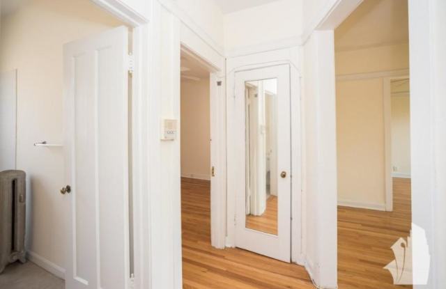 5107 North Winchester Ave.