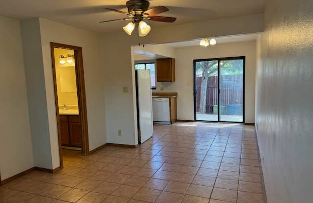 501 West Santa Fe Avenue - 1Unit 14