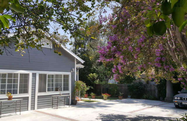 136 S San Marino Ave