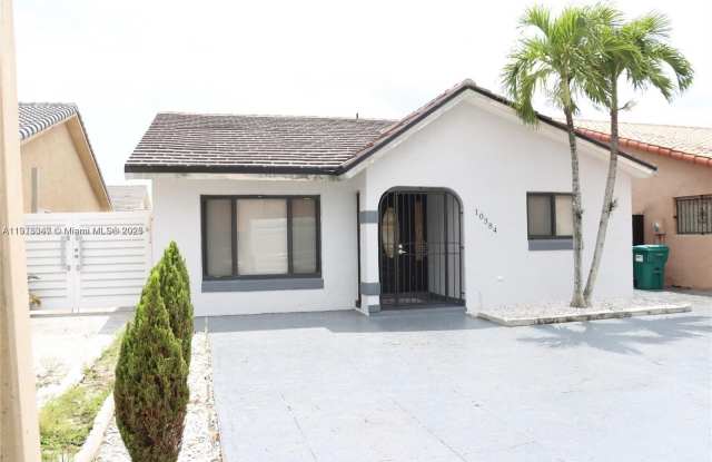 Photo of 10384 NW 128th Ter