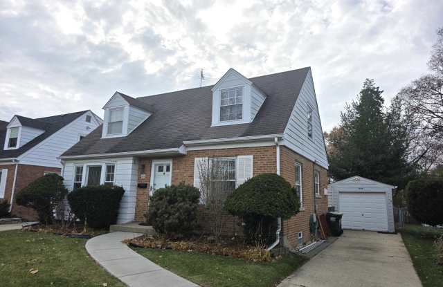 Photo of 436 S Arlington Heights Road