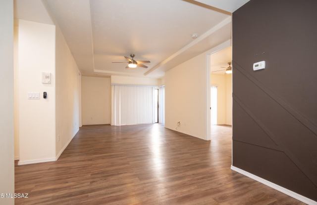 Photo of 6332 N Via Del Verdecillo