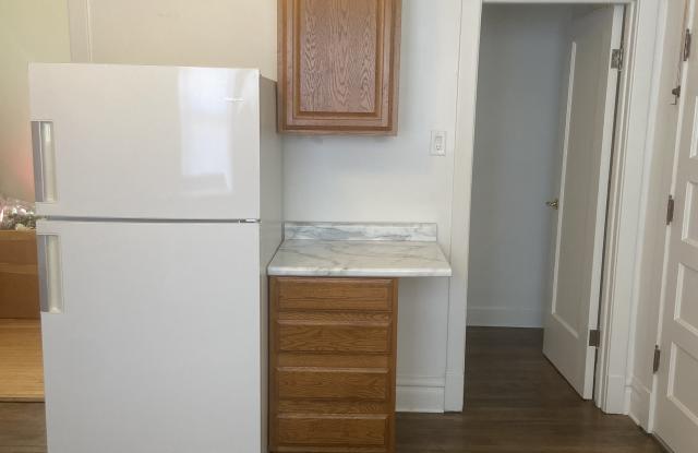 2212 South 59th Avenue