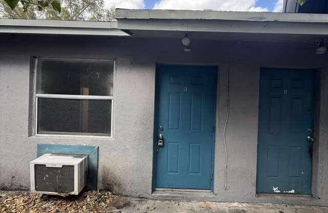 3601 Pinewood Avenue