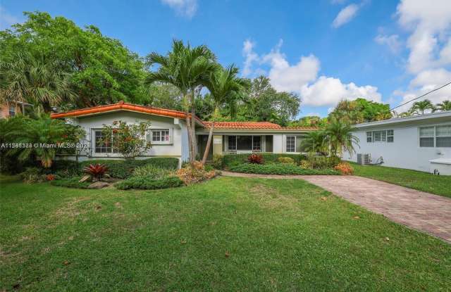 7548 SW 58th Ave - 7548 Southwest 58th Avenue, South Miami, FL 33143