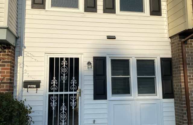 Photo of 2342 Hill Street