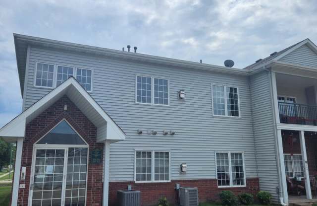 Photo of 1335 SE Florence Dr