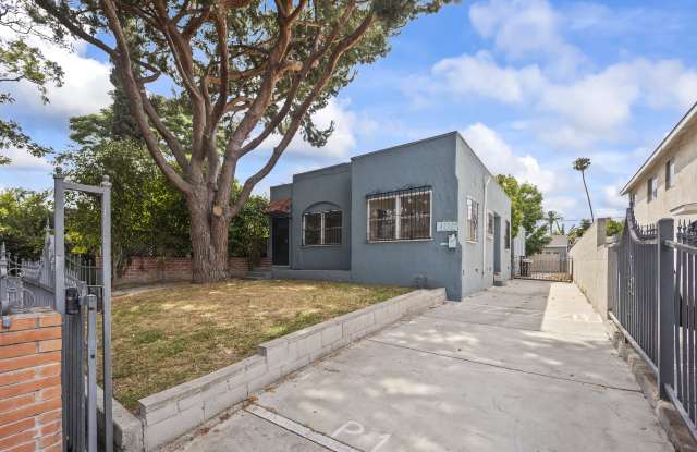 2965 South Rimpau Boulevard - 2965