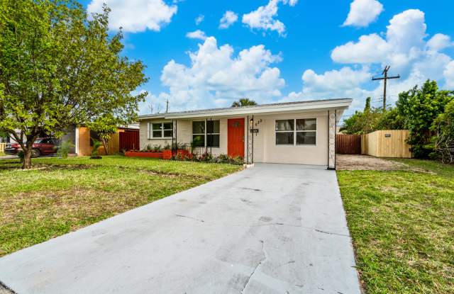 530 Northeast 46th Street - 530 Northeast 46th Street, Oakland Park, FL 33334