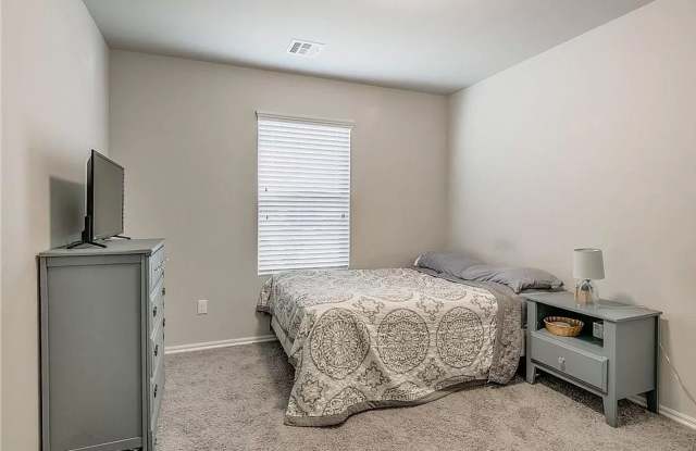 3 Bed 2 Bath with Open Floor Plan in MWC