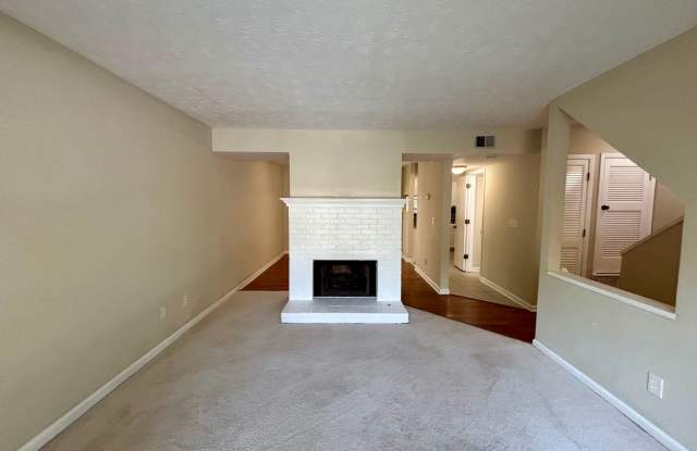 666 Stratford Green Way