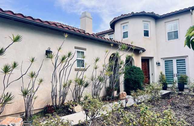 Photo of Arrowhead Golf Course Oceanside 5 Bedroom Home