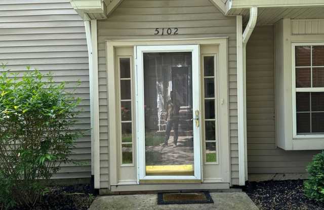 3 bedroom in Essex Place