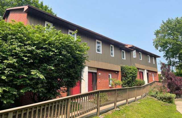 Photo of Biscayne/Sarasota 2 Bedroom Townhome newly renovated for you!