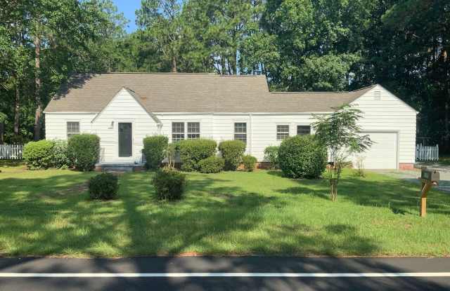 1101 N Poplar Street