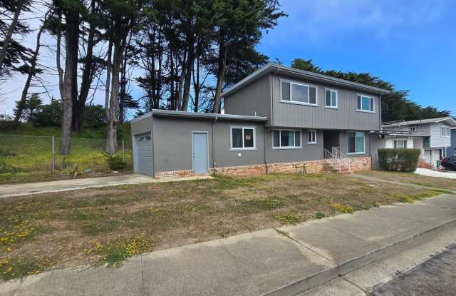 Charming Upgraded Home In Daly City, CA... Available Now !!.. Two Weeks Free Move In Bonus..
