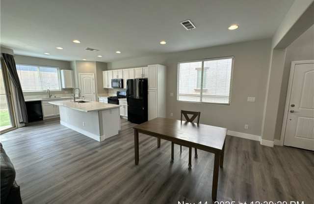 7363 London Blue Court