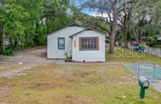 1606 E CHELSEA STREET - 1606 East Chelsea Street, Tampa, FL 33610