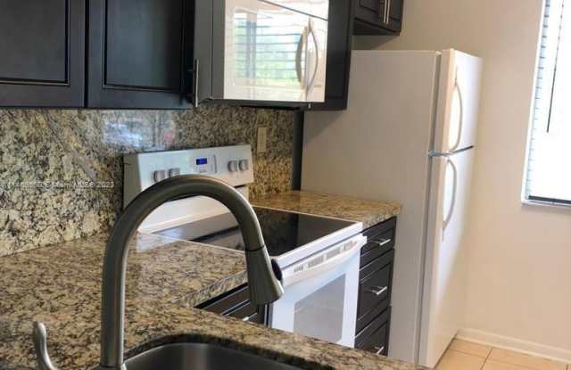 772 NW 92nd Ave
