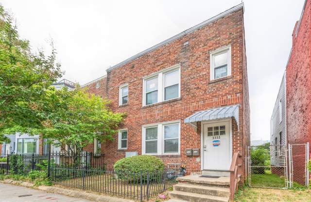 Photo of Wonderful! 2BR/1bth home in Columbia Heights. Nice Yard  Parking!!!