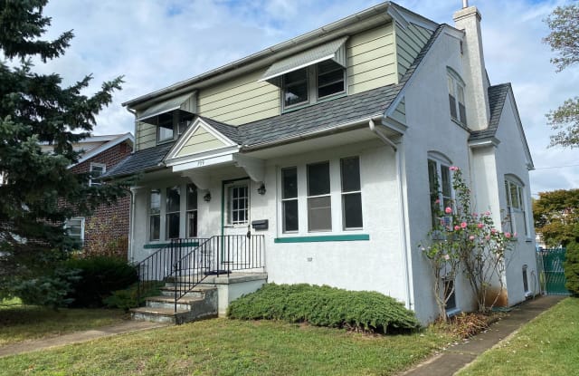 709 COLUMBIA AVENUE - 709 Columbia Avenue, Lansdale, PA 19446