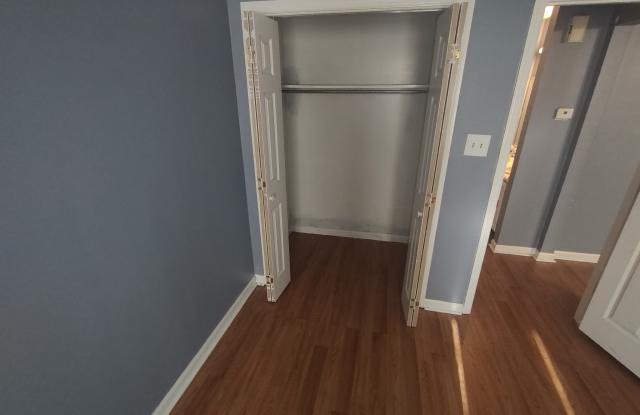 2932 Mcdonald Drive Southwest