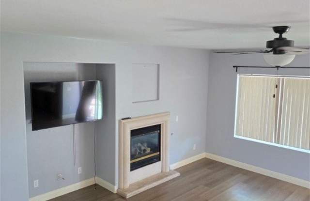 8160 Loma Del Ray Street