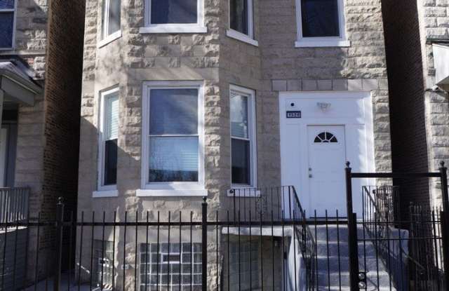 1520 S Christiana Avenue unit: 2