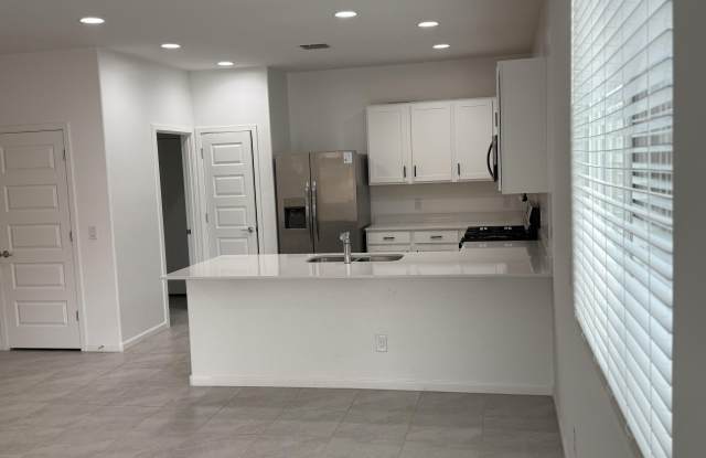 15588 W WILLIAMS Street