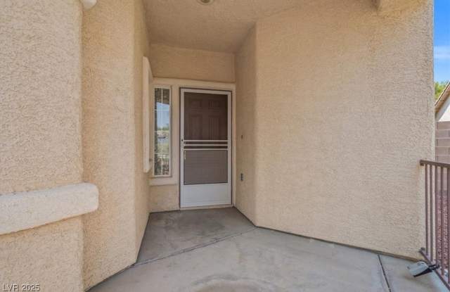 3213 Carbondale Street