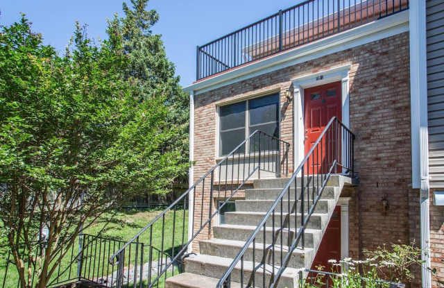 144 N BEDFORD ST #B