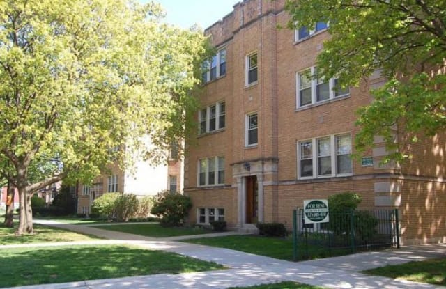 1733 W Thorndale - 1733 West Thorndale Avenue, Chicago, IL 60660