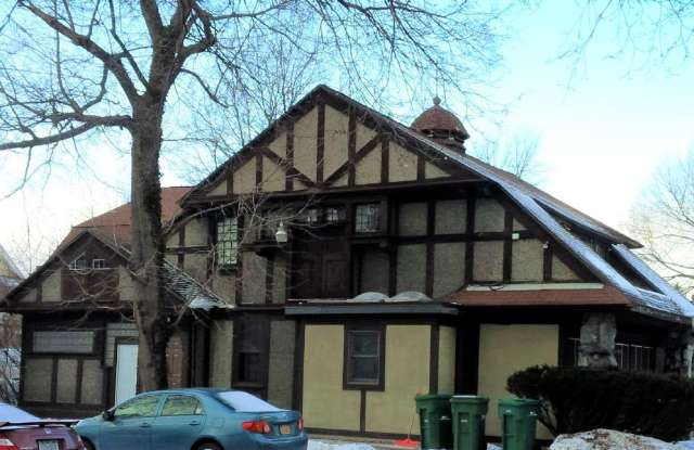 12 Riverside Drive, Binghamton NY-available for 2025-2026 school year