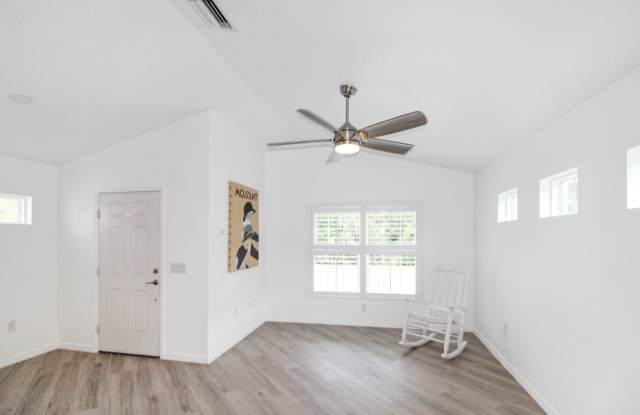 Grand Palm Annual Home for Rent