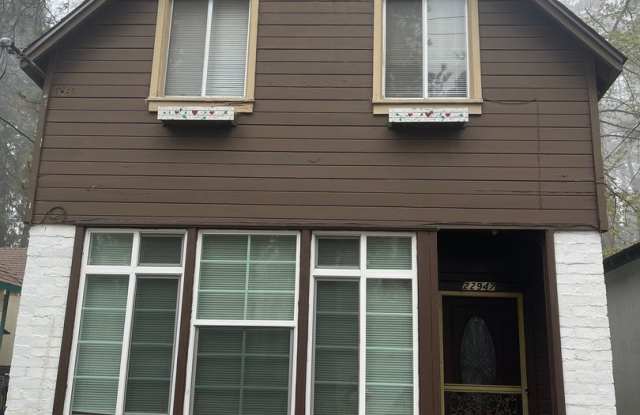 Photo of Cozy Crestline Cabin