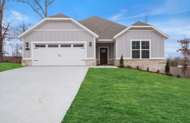1 Claypole Ln