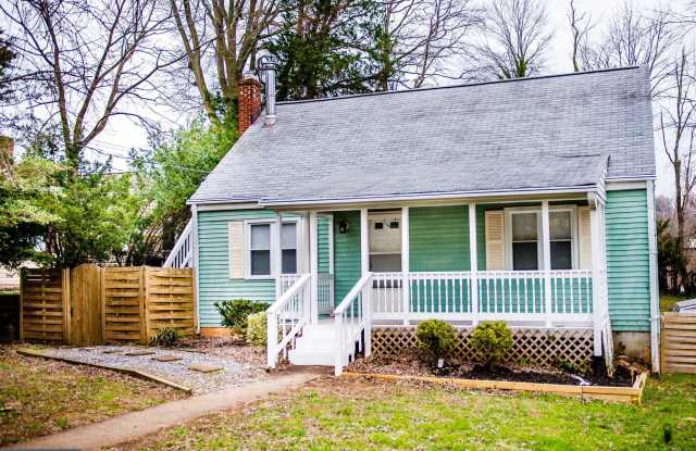 521 WARREN ROAD