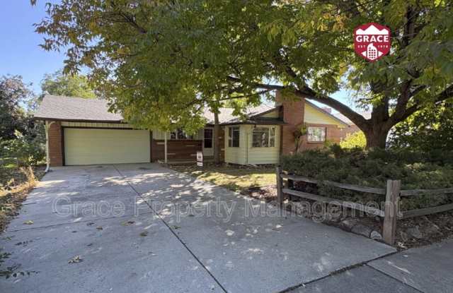 520 S. Otis St.