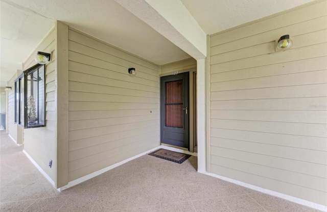 3045 MARINERS COVE DRIVE
