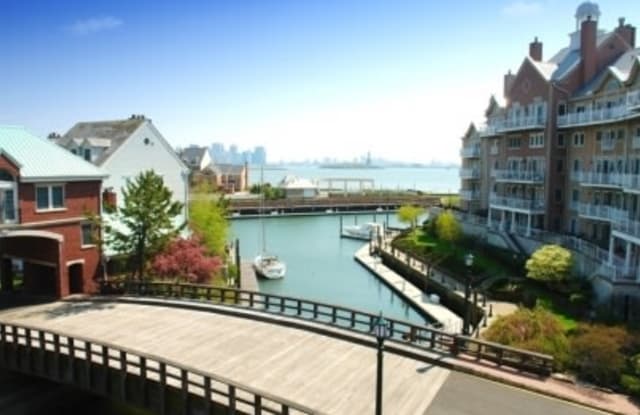 200 SHEARWATER CT WEST - 200 Shearwater Ct W, Jersey City, NJ 07305