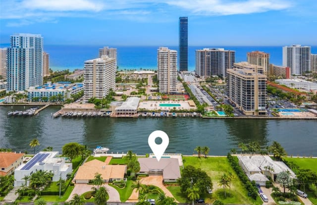 531 Palm Dr - 531 Palm Drive, Hallandale Beach, FL 33009