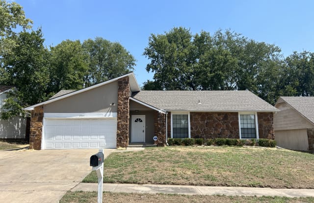 2843 S 140th East Ave - 2843 South 140th East Avenue, Tulsa, OK 74134