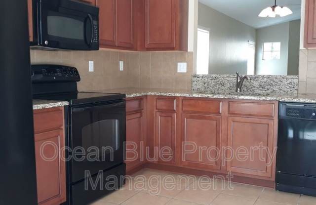 18200 Cypress Bay Pkwy