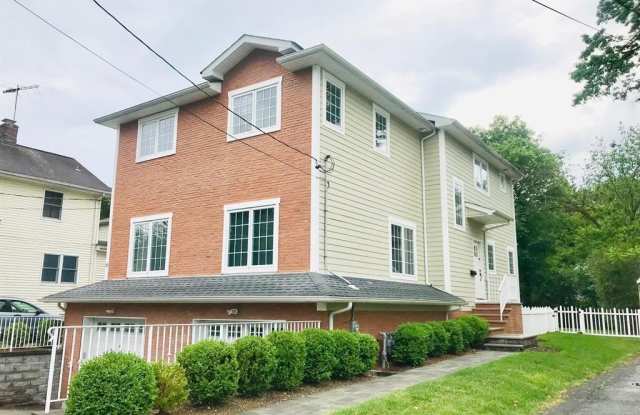39 Grove Street
