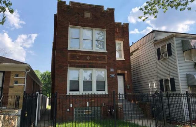 711 e 92nd Pl 1 - 711 East 92nd Place, Chicago, IL 60619