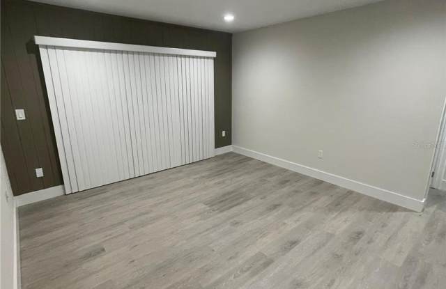 6104 CURRY FORD ROAD