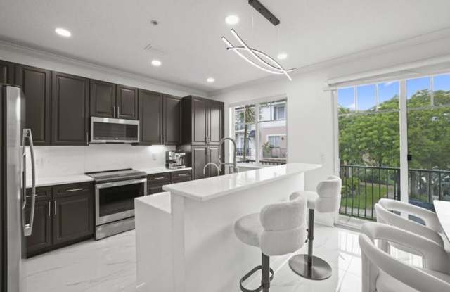 616 NW 38th Circle, Boca Raton, FL 33431 - 5700